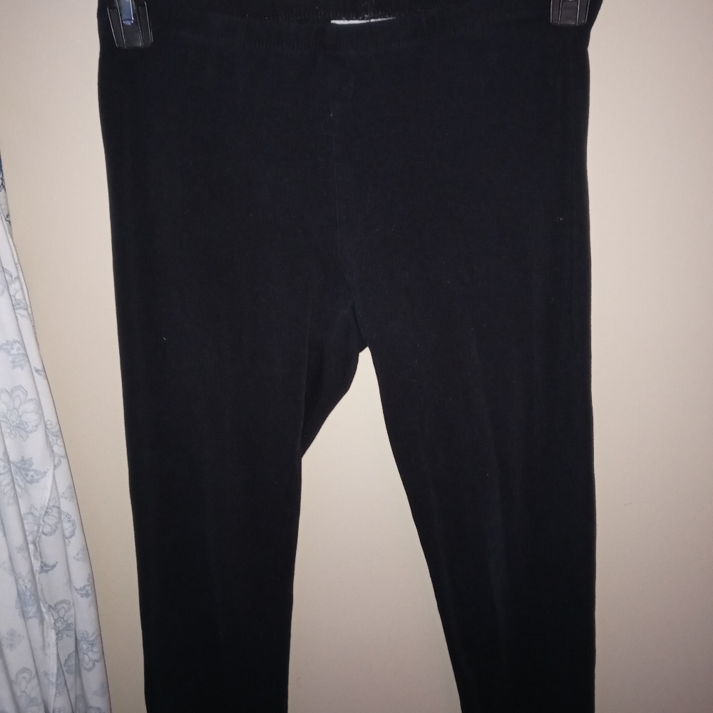 Childrens black leggings